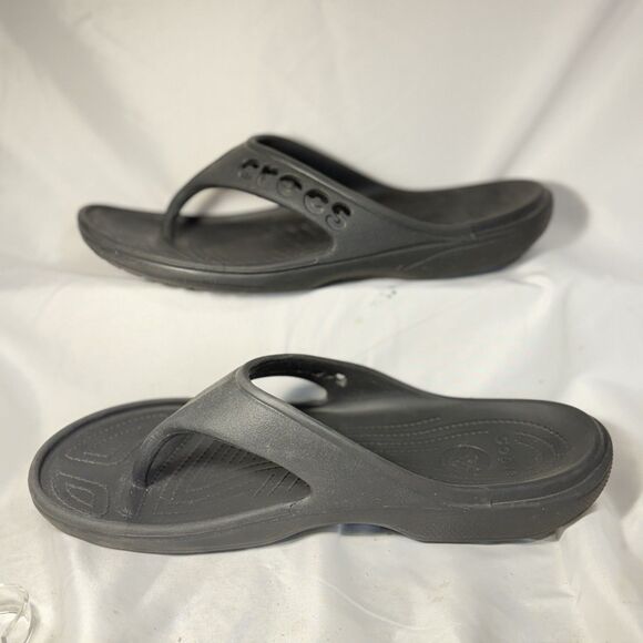 Crocs  Baya Black Flip Flop Sandals size 13 - Picture 3 of 4